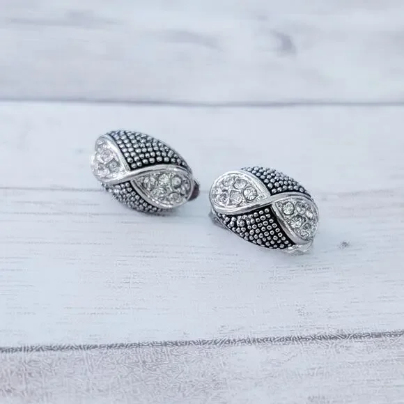 Vintage Clip On Earrings Elegant & Stylish Silver Tone & Clear Gems - Picture 4 of 8